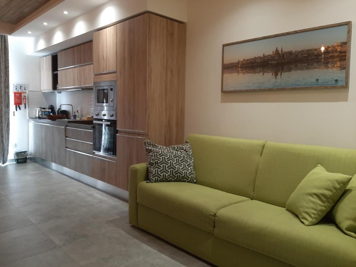 Qliving Central New Apartments Gzira Sliema Promenade エクステリア 写真